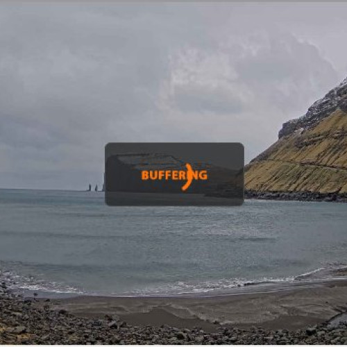 Tj&oslash;rnuv&iacute;k Live Webcam: Faroe Islands Coastal View