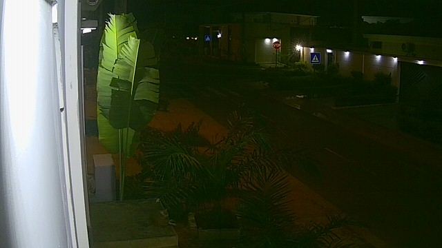 preview: online webcam  in Luanda